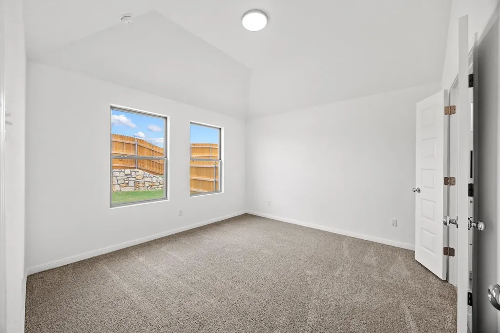 204 Hornet Street Elgin TX 78621