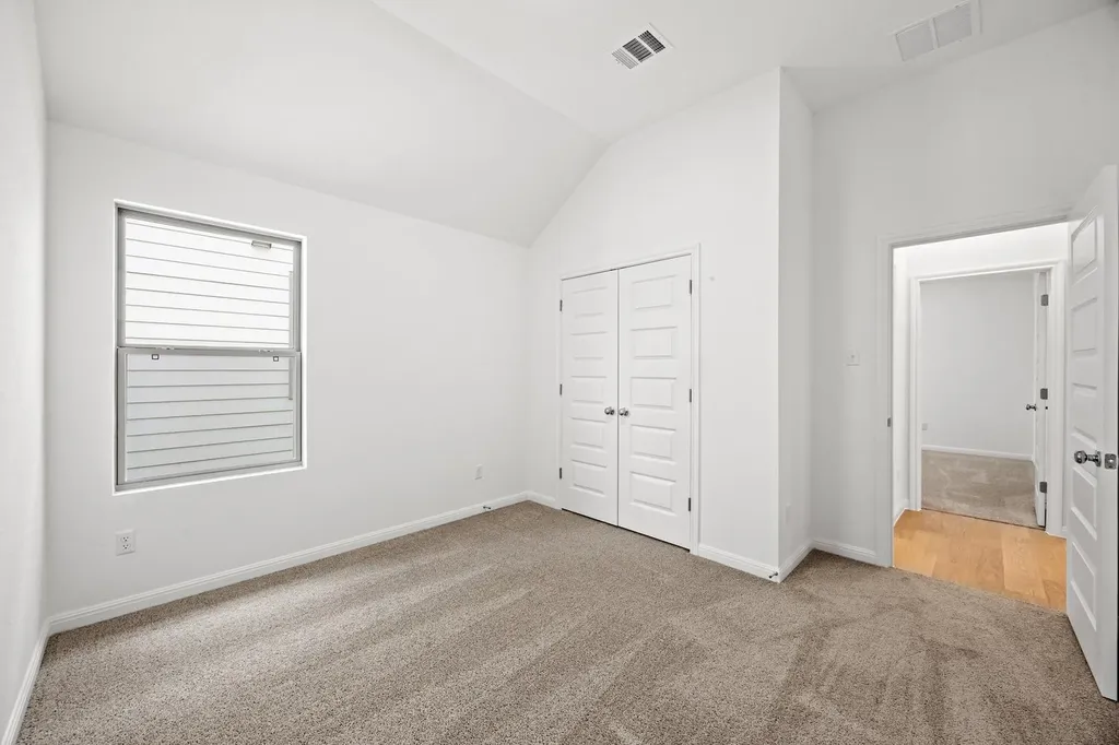 204 Hornet Street Elgin TX 78621