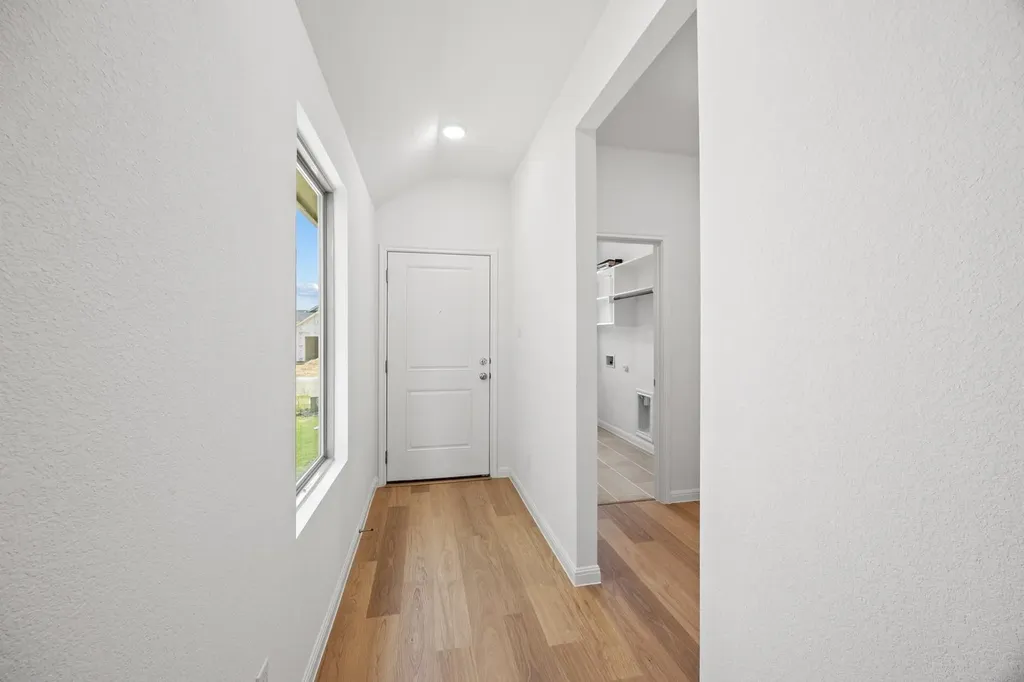 204 Hornet Street Elgin TX 78621