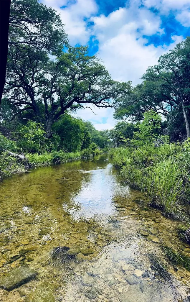 0000 Round Mountain Road Leander TX 78641