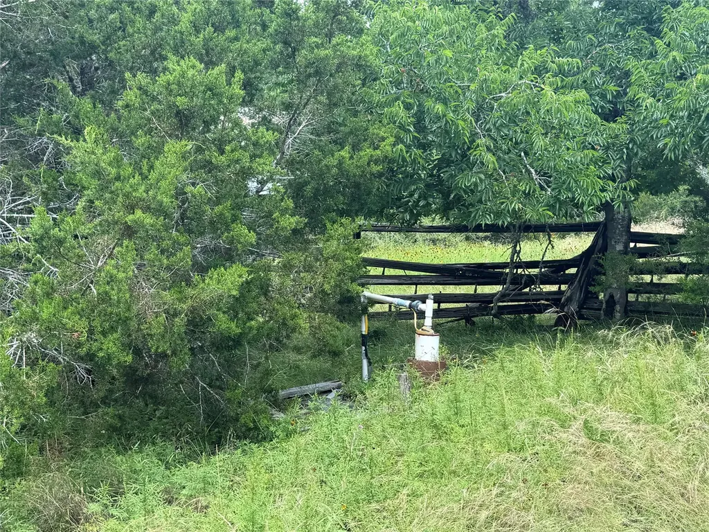 0000 Round Mountain Road Leander TX 78641