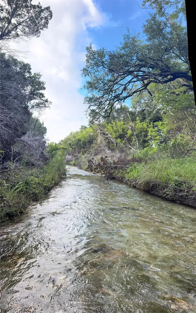 0000 Round Mountain Road Leander TX 78641