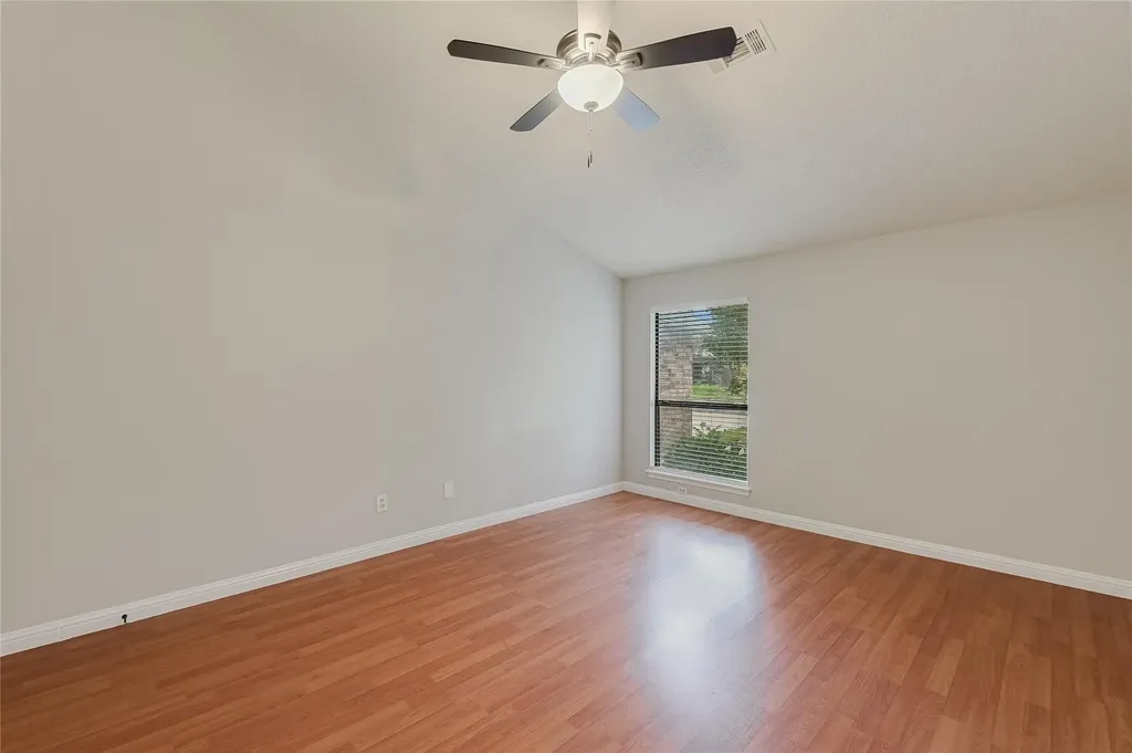 8106 Chainfire Cove Austin TX 78729