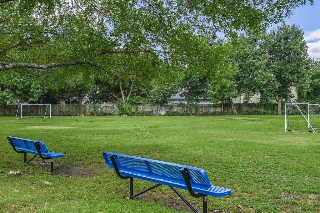 8106 Chainfire Cove Austin TX 78729