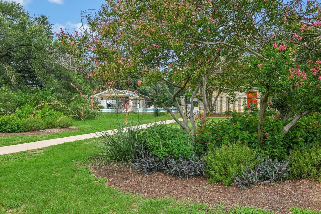 8106 Chainfire Cove Austin TX 78729