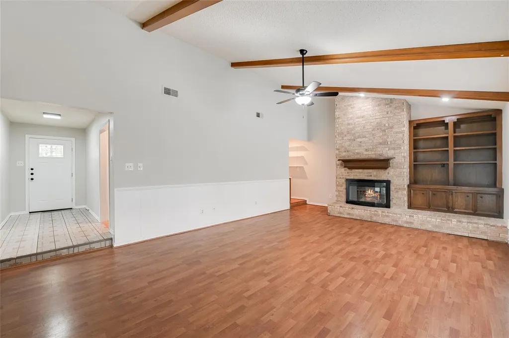 8106 Chainfire Cove Austin TX 78729