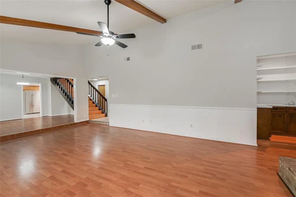8106 Chainfire Cove Austin TX 78729