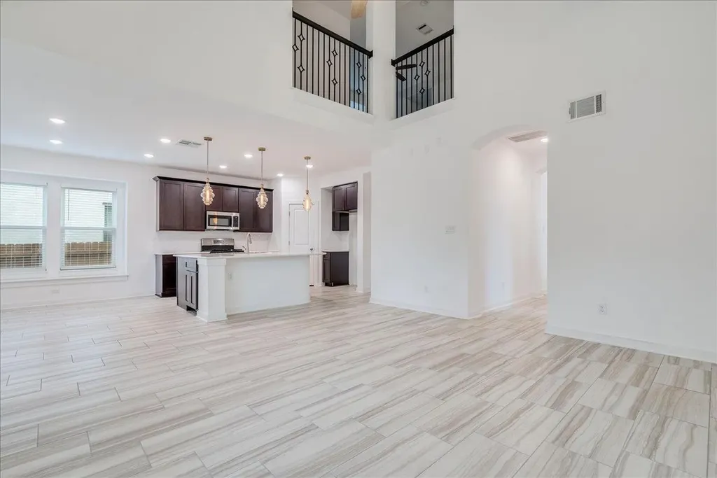 8008 Prairie Rye Drive Lago Vista TX 78645