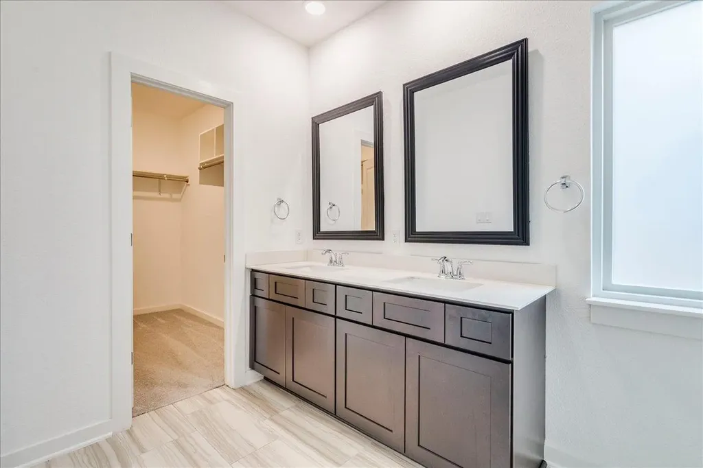8008 Prairie Rye Drive Lago Vista TX 78645