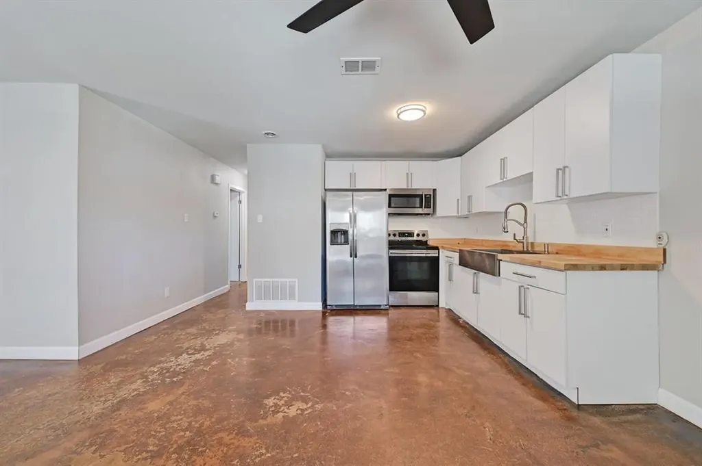 2403 La Casa Drive Austin TX 78704