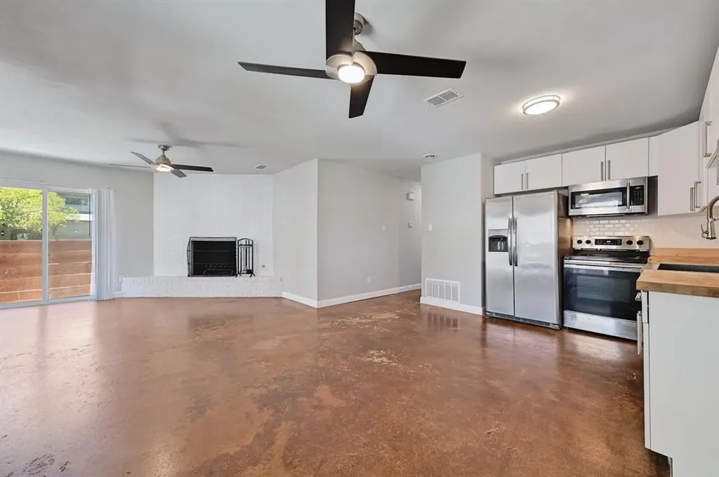 2403 La Casa Drive Austin TX 78704