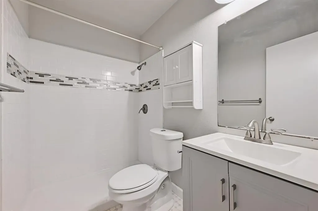 2403 La Casa Drive Austin TX 78704