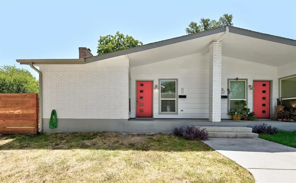 2403 La Casa Drive Austin TX 78704