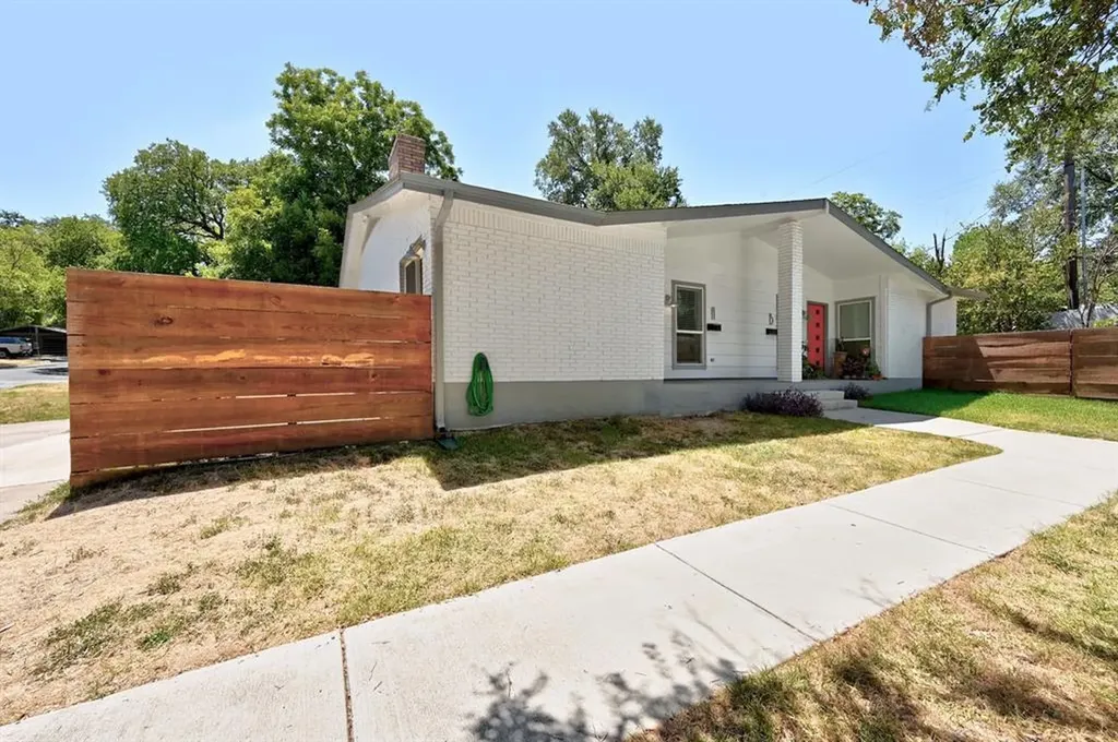 2403 La Casa Drive Austin TX 78704