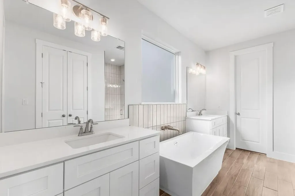 8510 Red Bottle Brush Road Lago Vista TX 78645