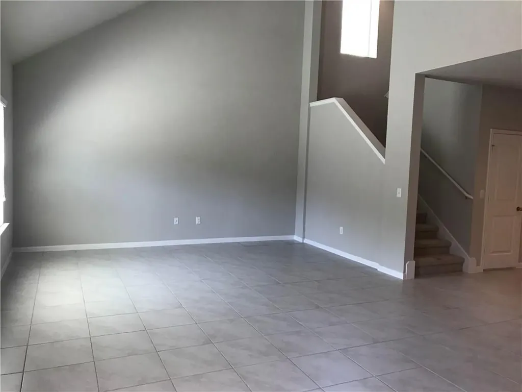 2205 Bettylou Lane Austin TX 78754