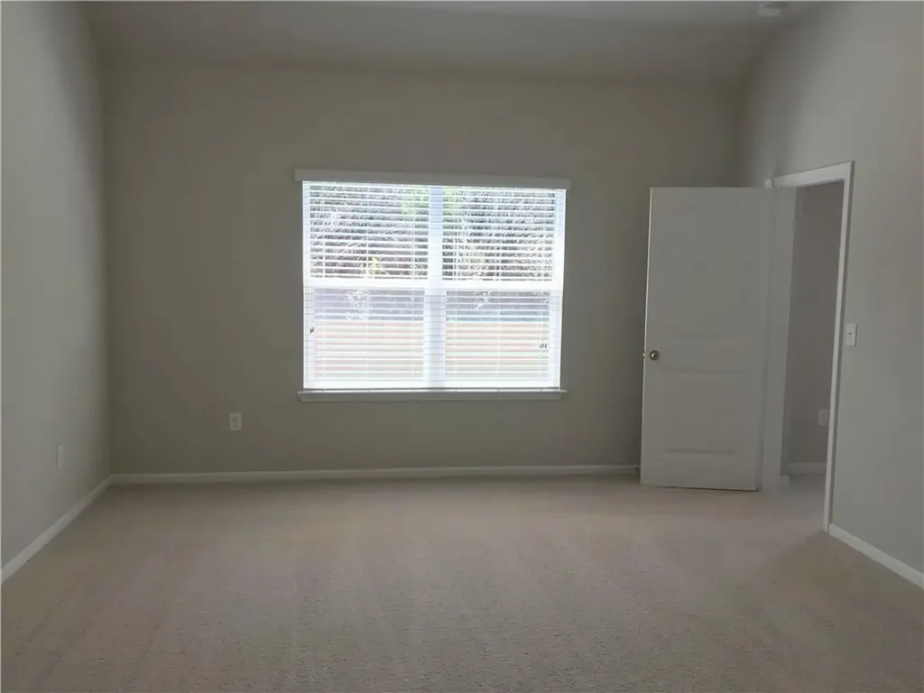 2205 Bettylou Lane Austin TX 78754
