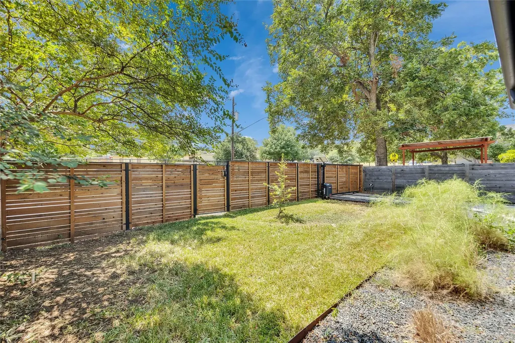 506 Powell Circle Austin TX 78704