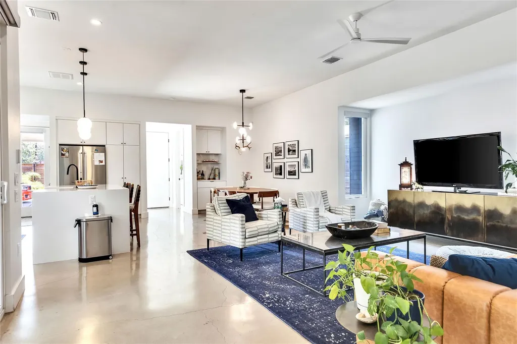 506 Powell Circle Austin TX 78704