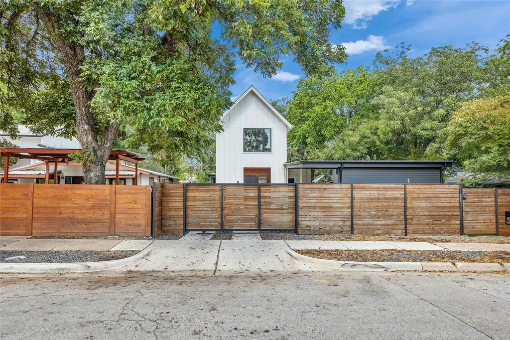 506 Powell Circle Austin TX 78704