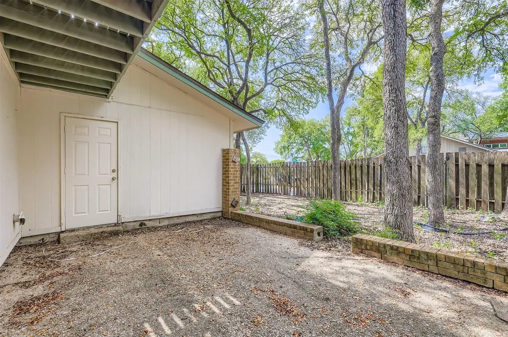 8600 Tallwood Drive Austin TX 78759