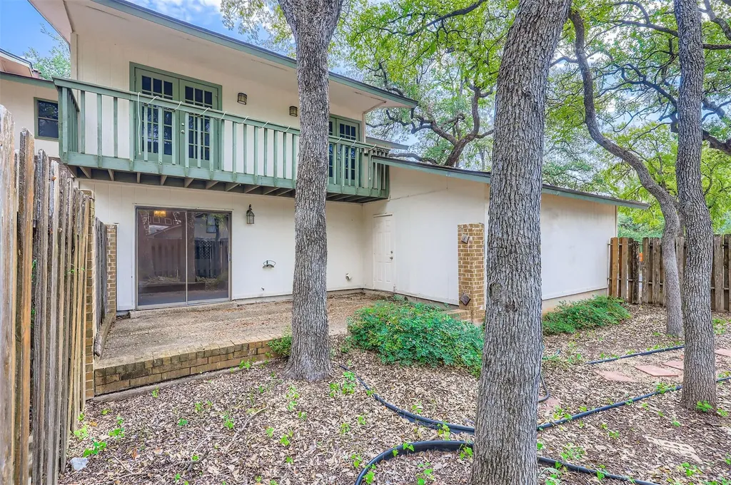 8600 Tallwood Drive Austin TX 78759