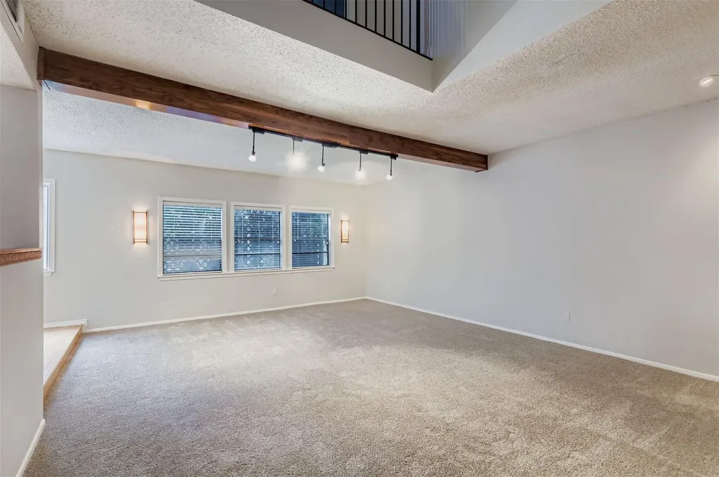 8600 Tallwood Drive Austin TX 78759