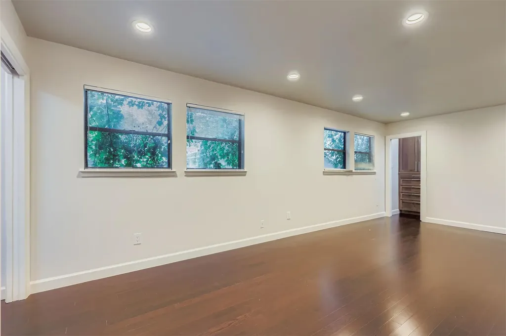 8600 Tallwood Drive Austin TX 78759
