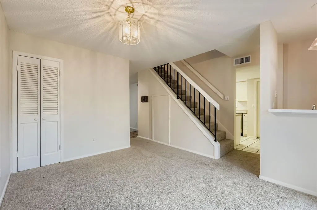 8600 Tallwood Drive Austin TX 78759