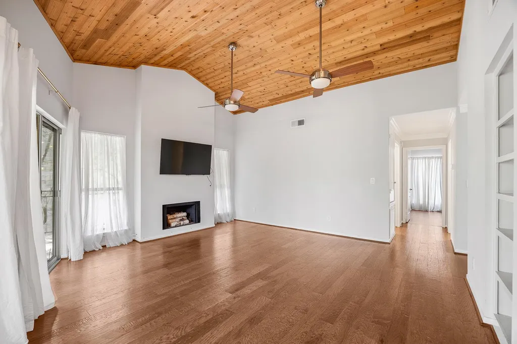6000 Shepherd Mountain Cove Austin TX 78730