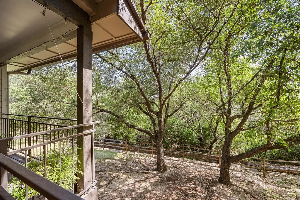 6000 Shepherd Mountain Cove Austin TX 78730
