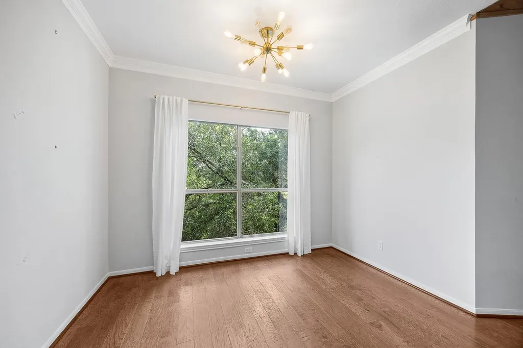 6000 Shepherd Mountain Cove Austin TX 78730