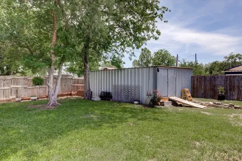 855 Aspen Lane Cottonwood Shores TX 78657