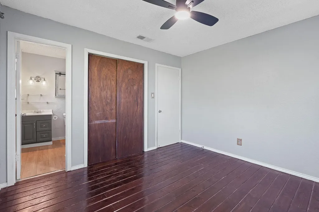 220 Harmon Hills Road Dripping Springs TX 78620