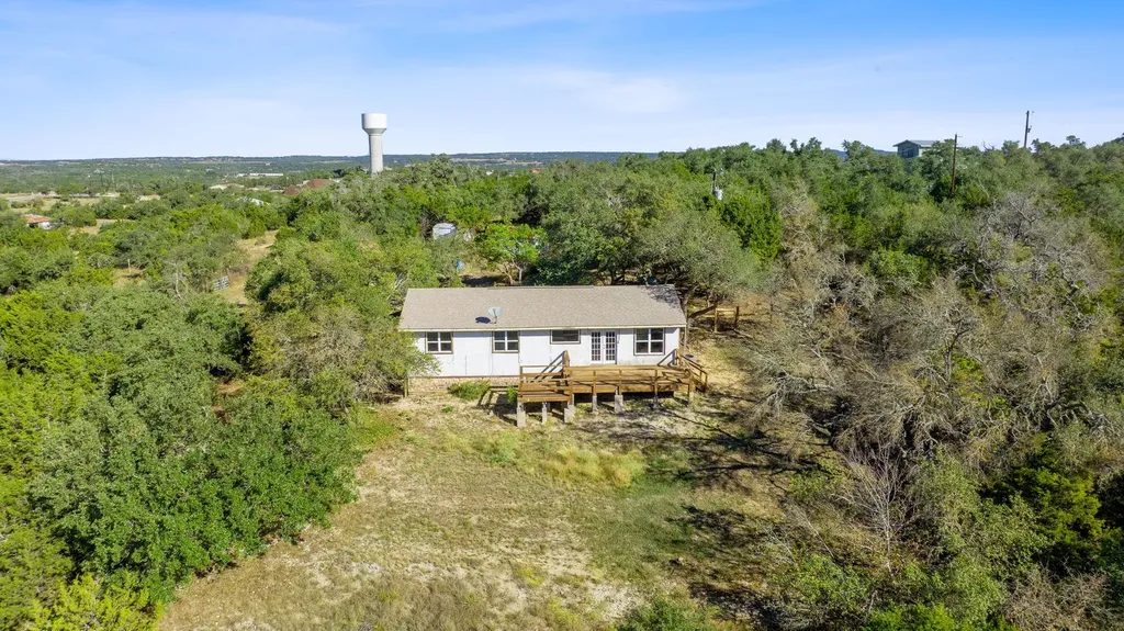 220 Harmon Hills Road Dripping Springs TX 78620