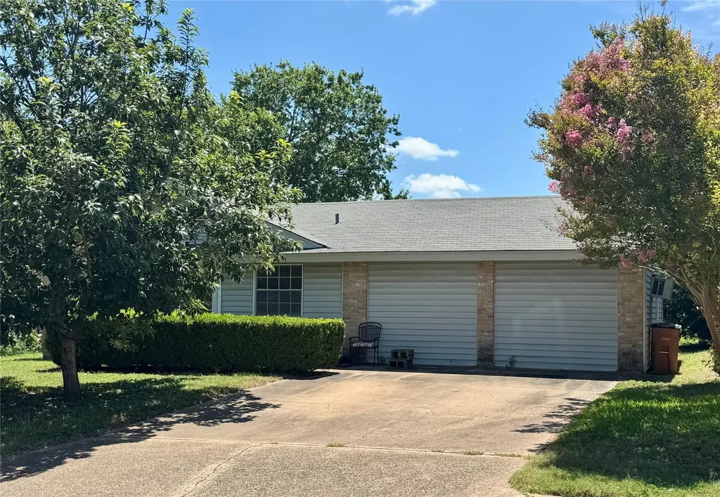 5813 Cedardale Drive Austin TX 78745