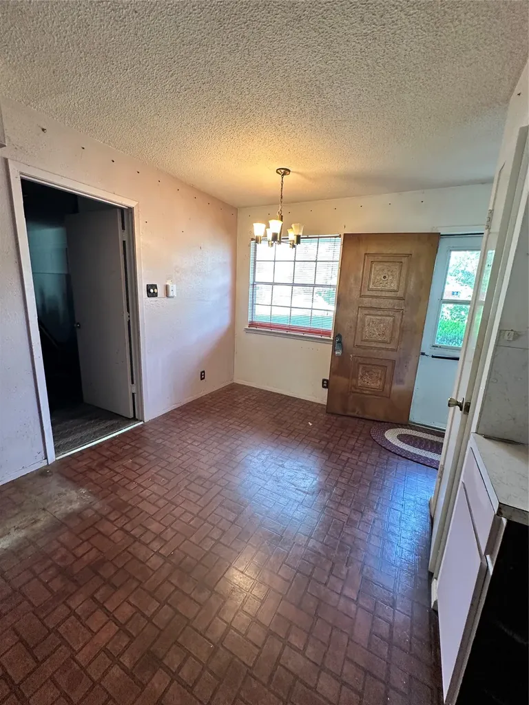 5813 Cedardale Drive Austin TX 78745