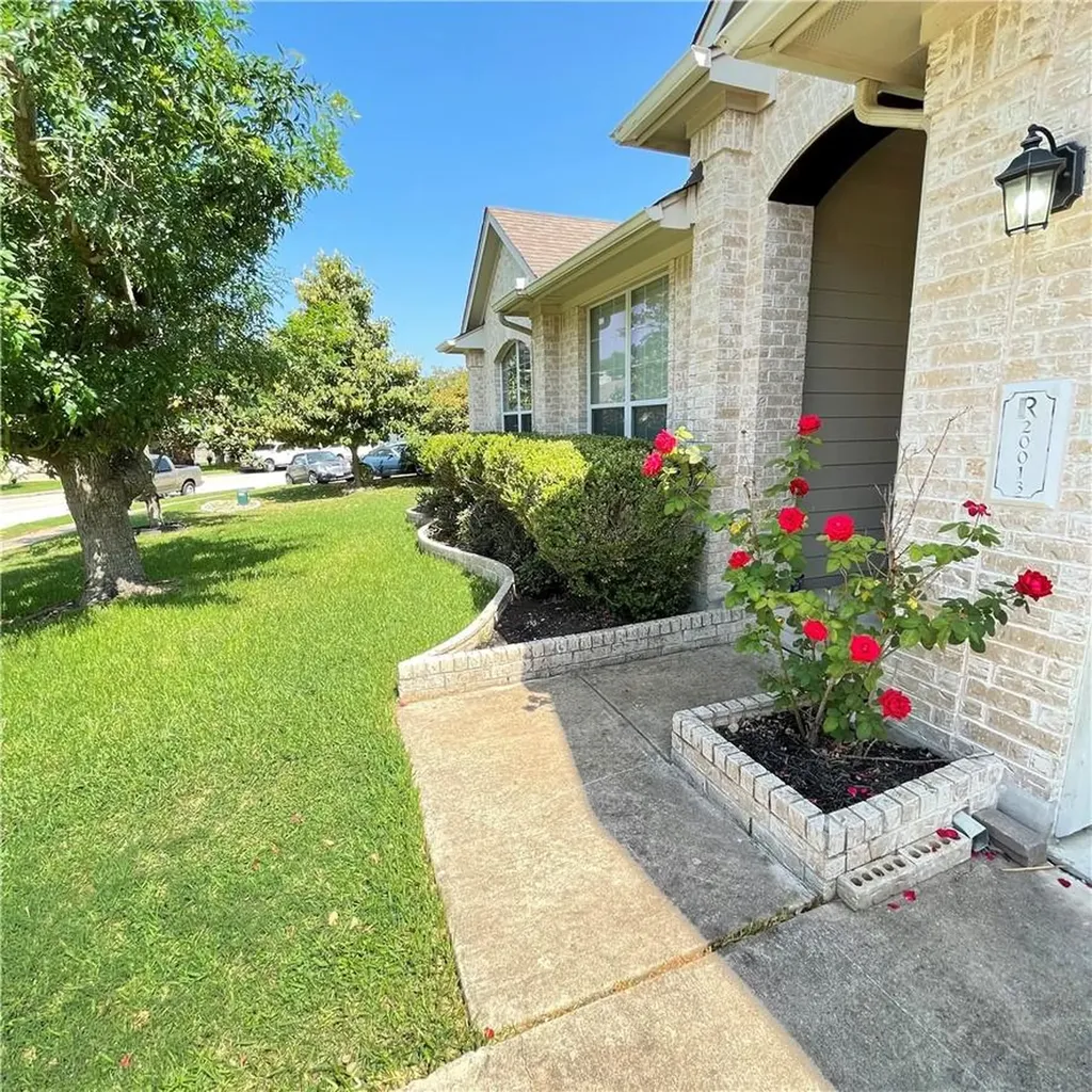 20013 Crane Creek Loop Pflugerville TX 78660