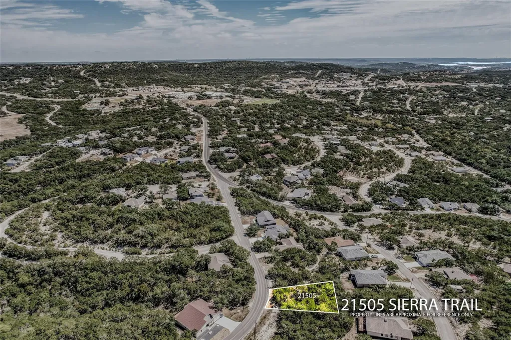 21505 Sierra Trail Lago Vista TX 78645