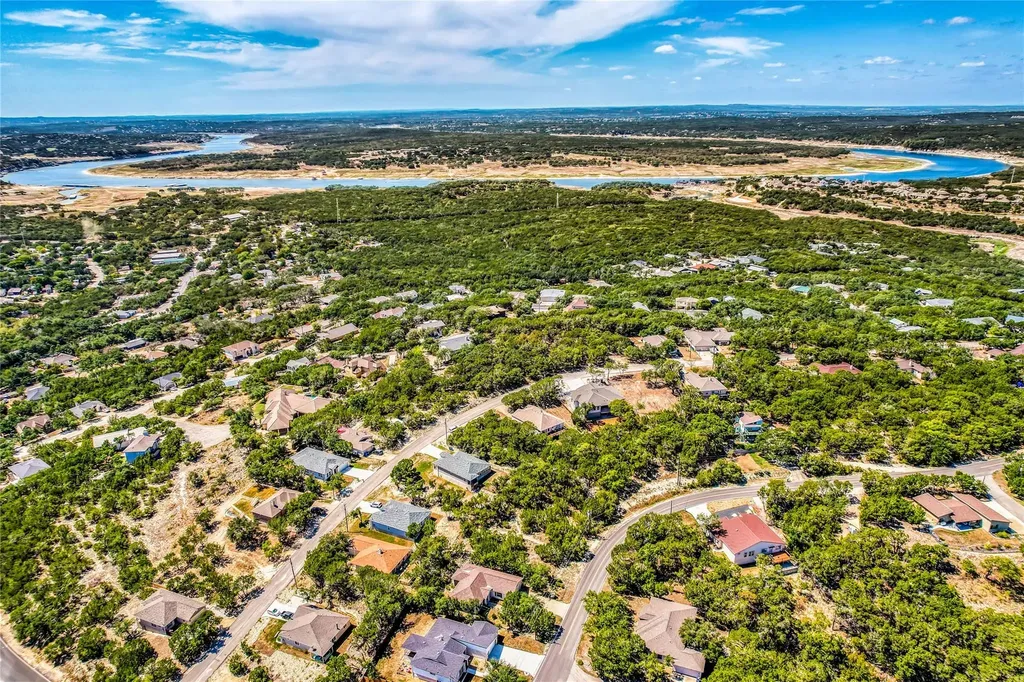 21505 Sierra Trail Lago Vista TX 78645