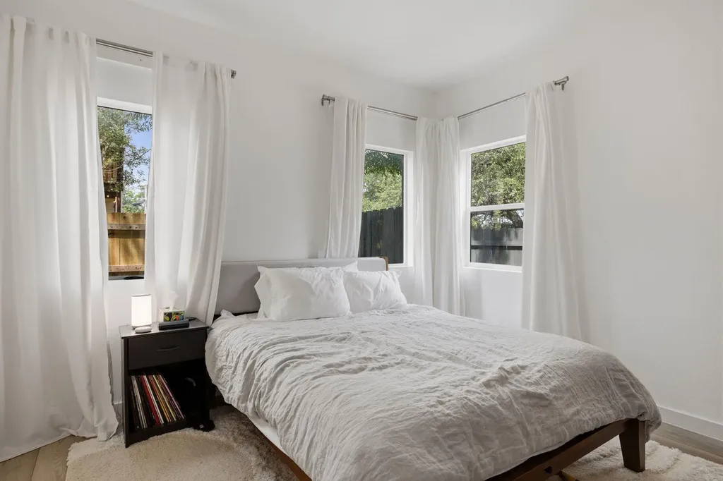 1803 Bouldin Avenue Austin TX 78704
