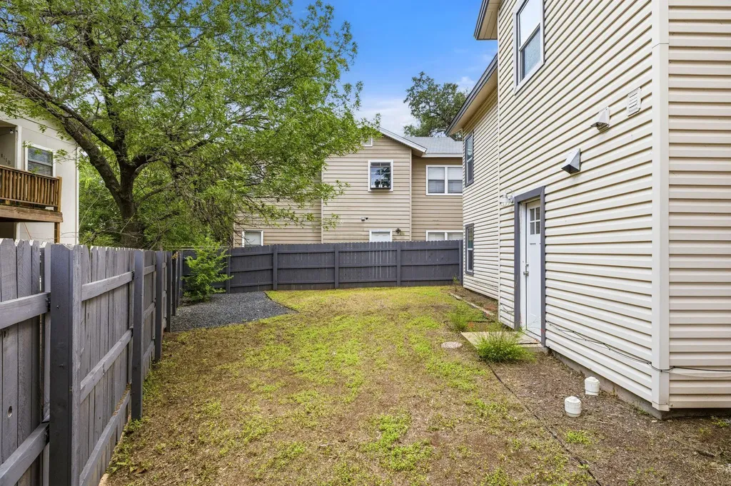1803 Bouldin Avenue Austin TX 78704