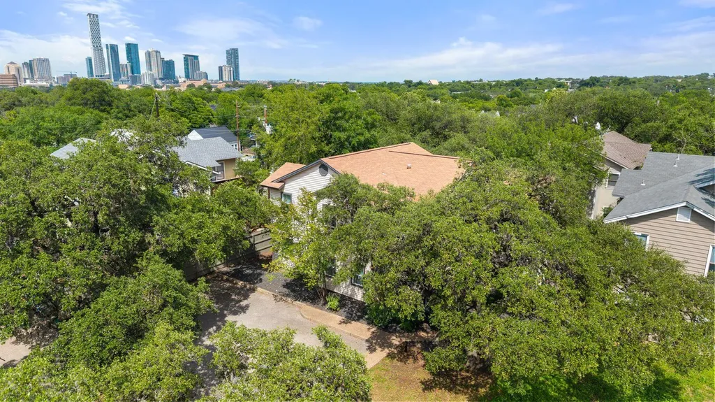 1803 Bouldin Avenue Austin TX 78704