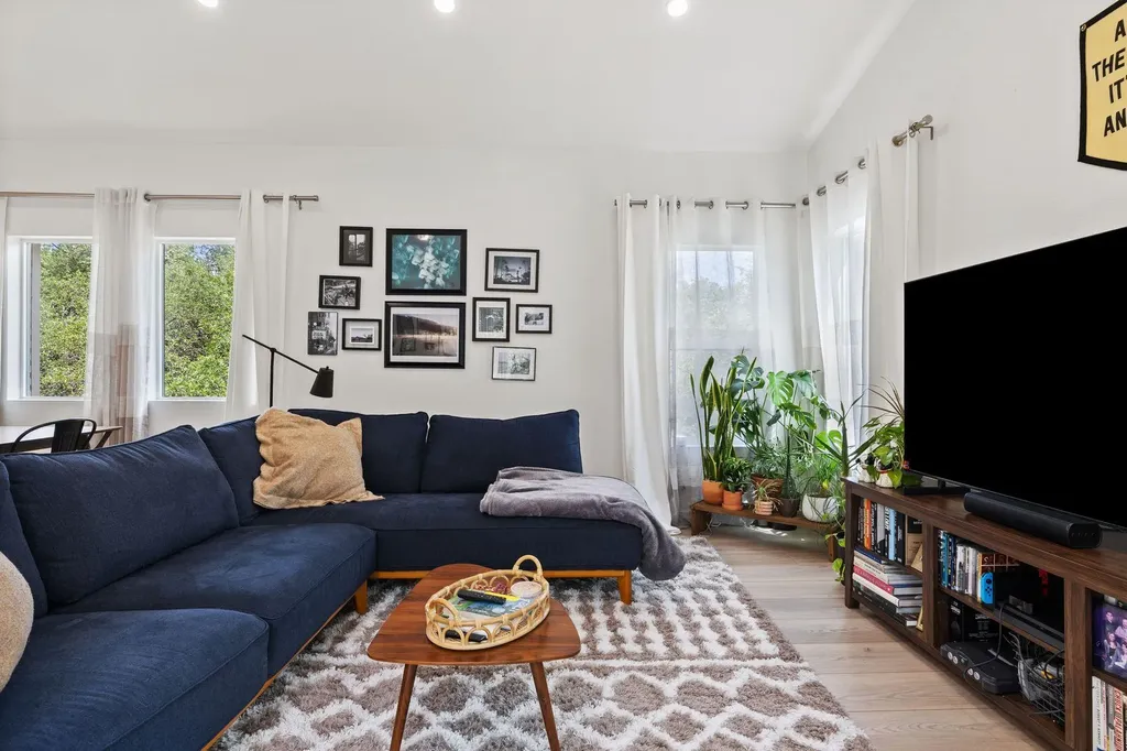 1803 Bouldin Avenue Austin TX 78704
