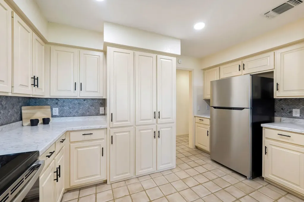 310 Dogie Drive Horseshoe Bay TX 78657
