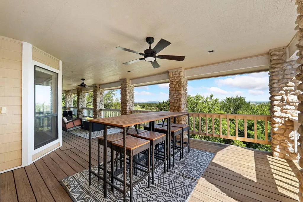 310 Dogie Drive Horseshoe Bay TX 78657