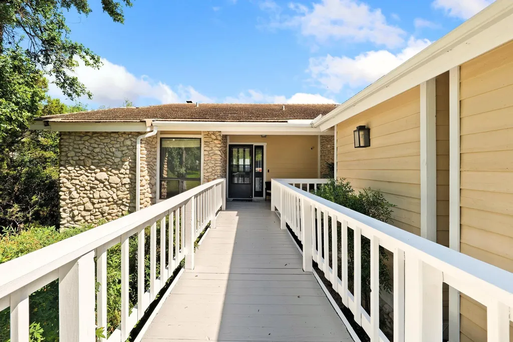 310 Dogie Drive Horseshoe Bay TX 78657