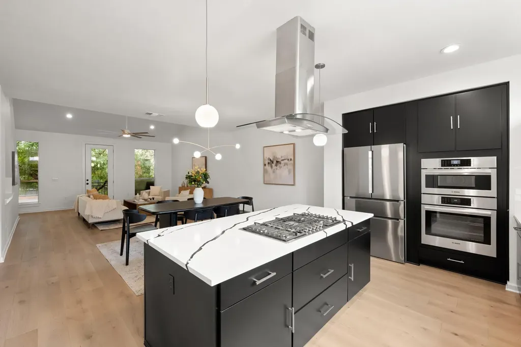 1205 Kinney Avenue Austin TX 78704