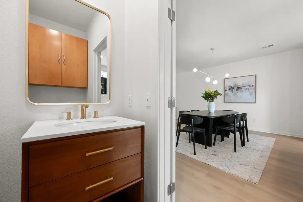 1205 Kinney Avenue Austin TX 78704