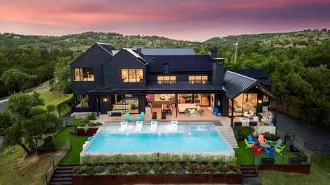 475 Happy Trail Dripping Springs TX 78620